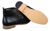 Botas Chelsea de cano curto masculinas em camurça preta com cadarço, estilo elegante e casual.