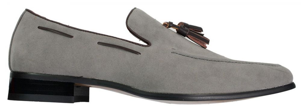 Mocassins masculinos de camurça, sapatos de condução, estilo slip-on, com detalhe de borla, em couro, elegantes e casuais.
