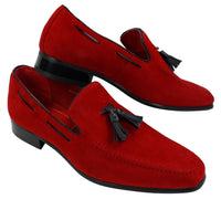 Mocassins masculinos de camurça, sapatos de condução, estilo slip-on, com detalhe de borla, em couro, elegantes e casuais.