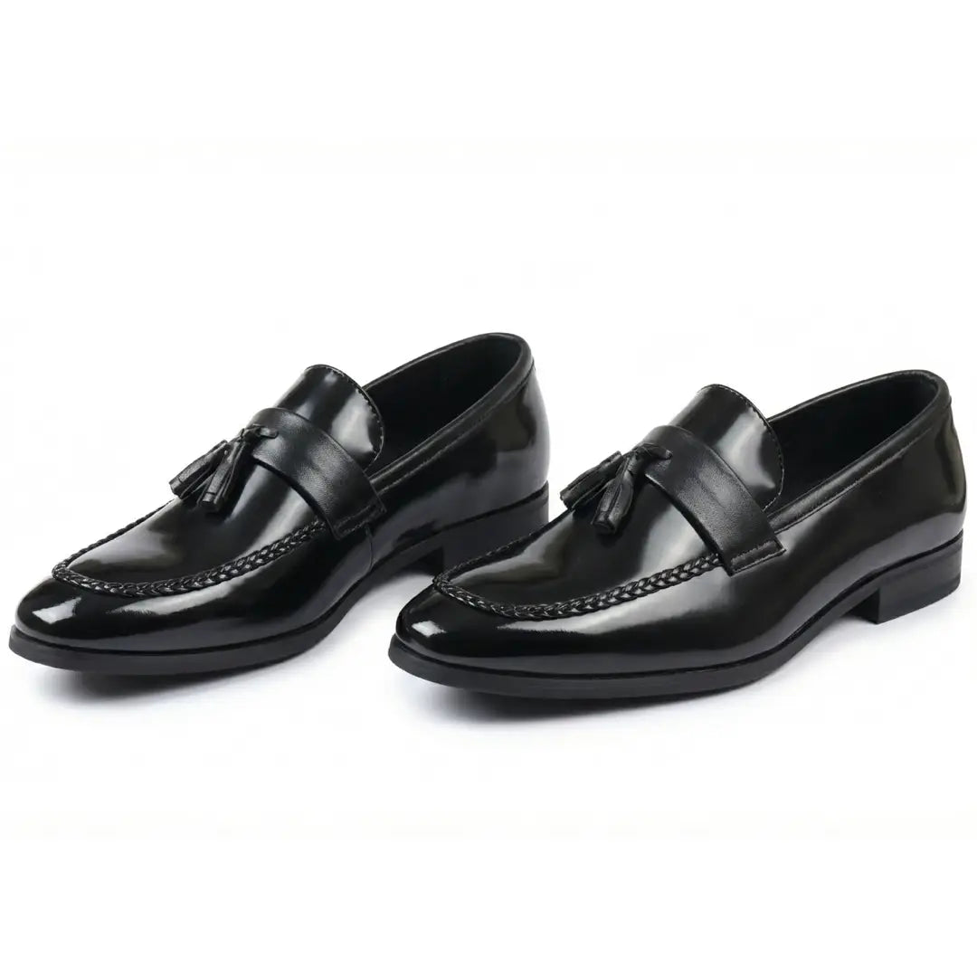 Mocassins masculinos de canga com acabamento brilhante