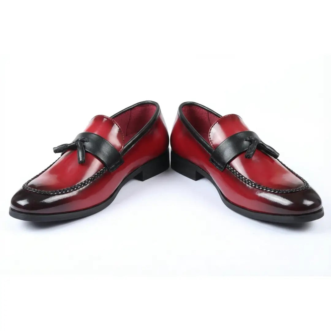 Mocassins masculinos de canga com acabamento brilhante
