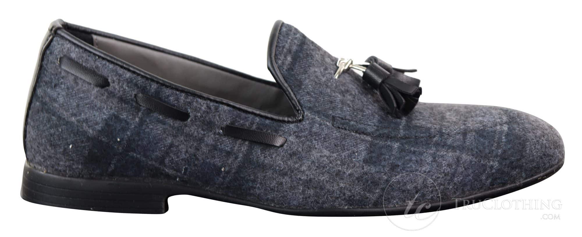 Sapatos masculinos de tweed xadrez com borlas