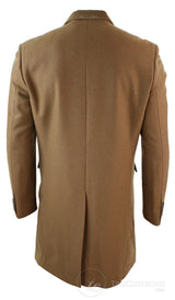 Casaco masculino de inverno, modelo trench coat 3/4, com estampa espinha de peixe, acabamento em veludo e botões - cor bege.
