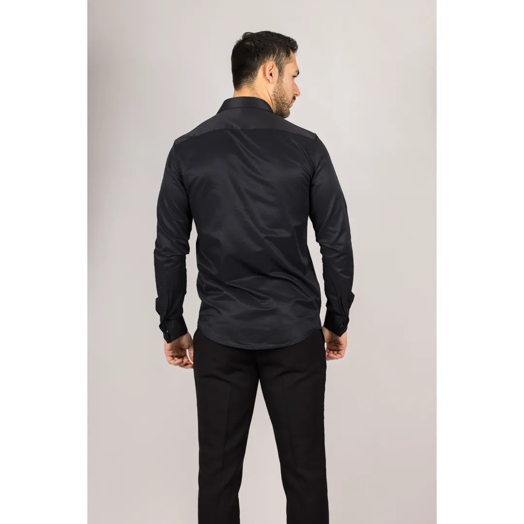 Camisa Oxford masculina preta com punho duplo