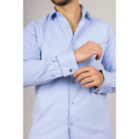 Camisa Oxford masculina azul com punho duplo
