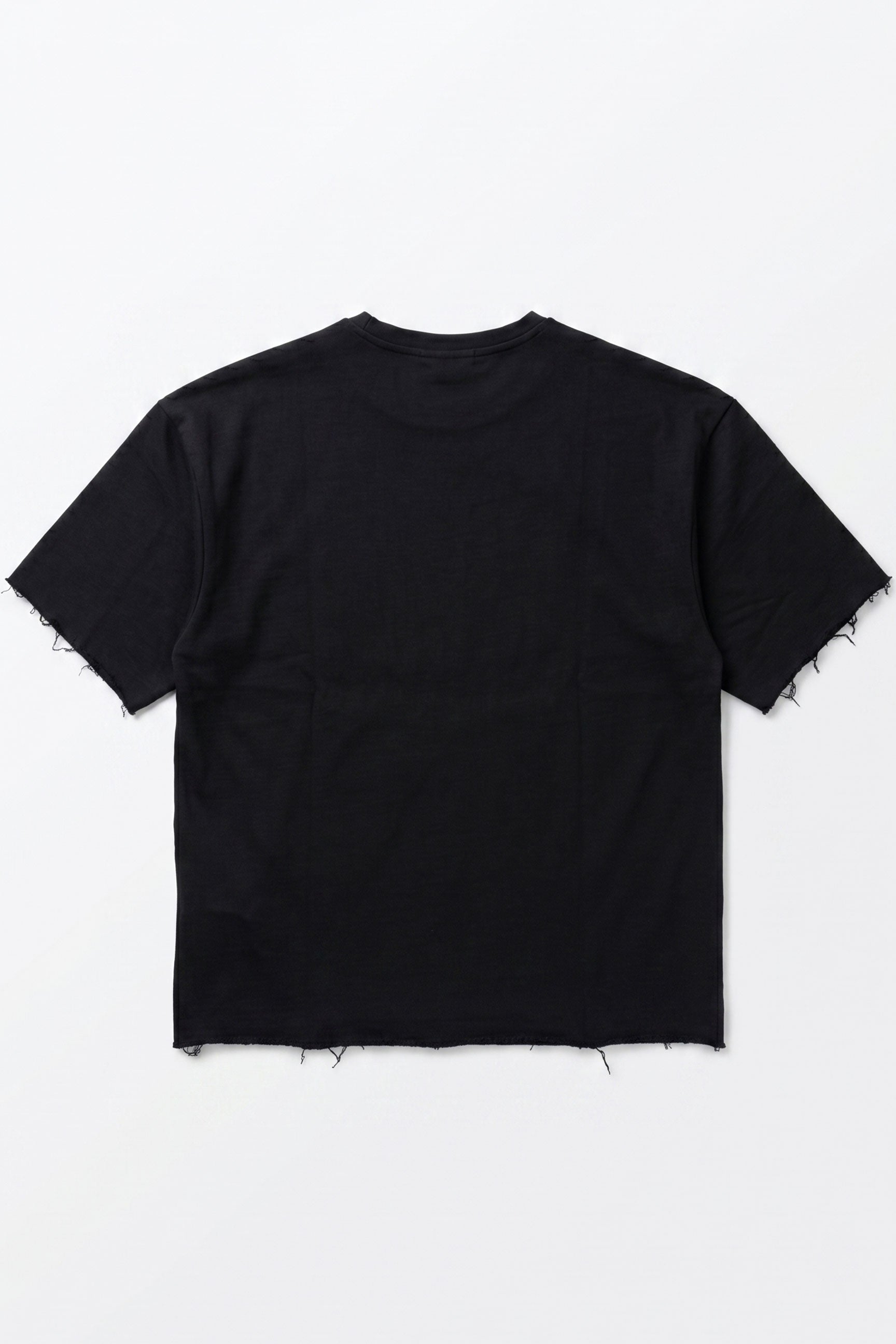 Camiseta masculina azul-marinho escura, modelagem relaxada, barra desfiada, gola redonda, em mistura de algodão.