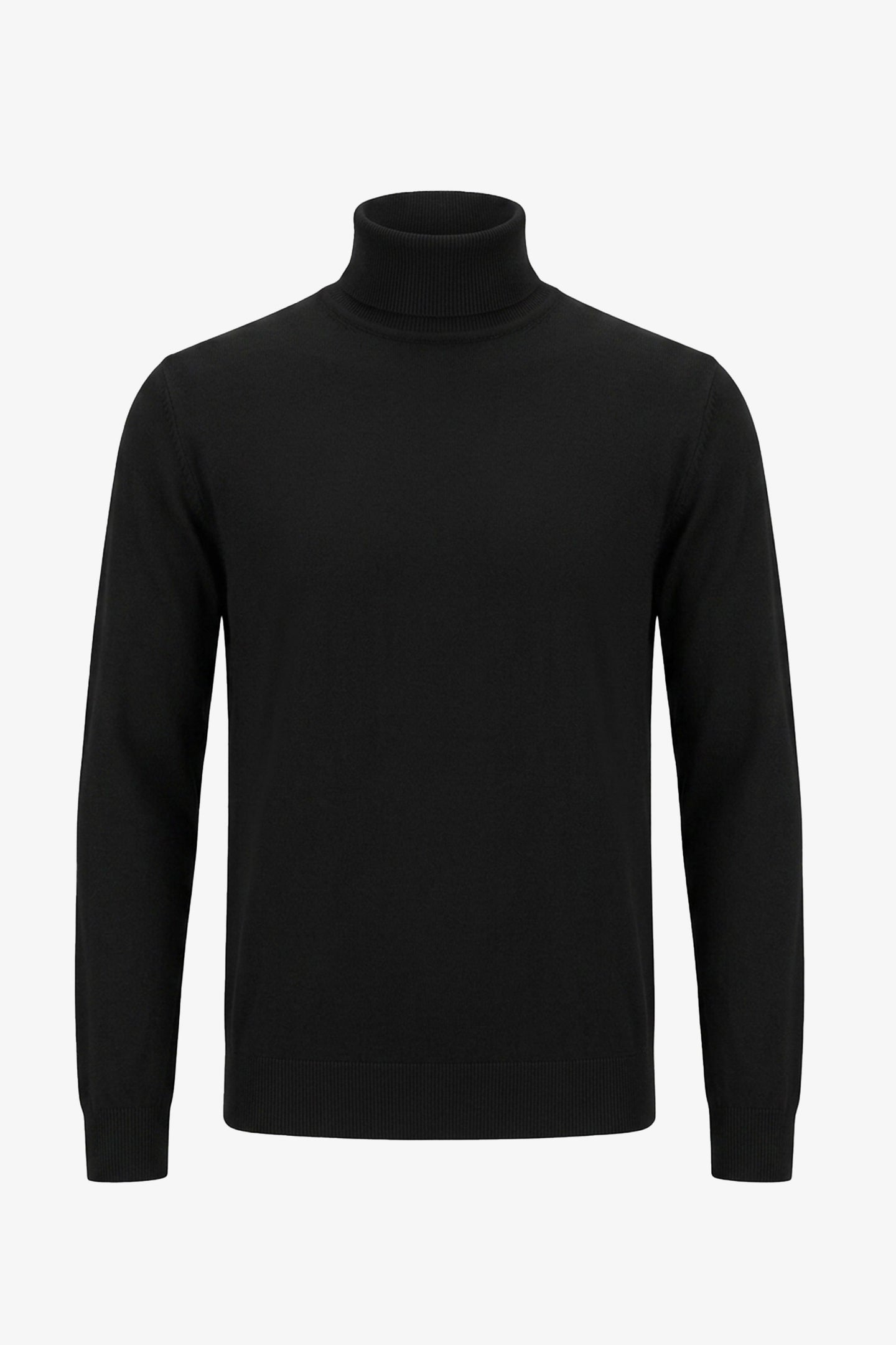 Suéter masculino preto de gola alta, em malha de viscose macia, manga comprida.