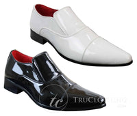 Sapatos sociais masculinos elegantes, brancos, de verniz brilhante, com forro de couro italiano.
