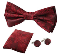 Conjunto de presente masculino com gravata borboleta, lenço de bolso e abotoaduras na cor vinho.
