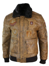 Jaqueta Bomber Aviador Masculina Vintage Bege com Gola de Pele Preta Removível - Marrom