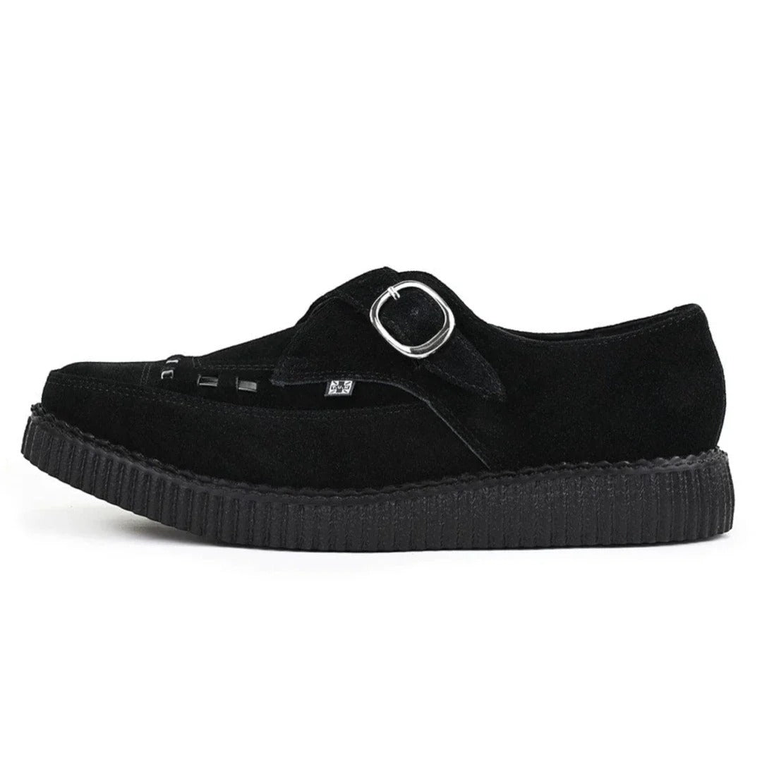 Sapatos plataforma de camurça preta com bico fino e fivela Monk