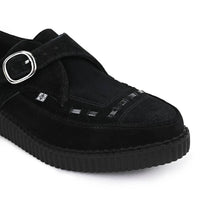 Sapatos plataforma de camurça preta com bico fino e fivela Monk
