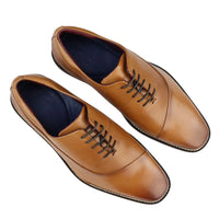 Sapatos Derby Masculinos de Couro Legítimo com Cadarço, Elegantes e Clássicos em Tons de Marrom Claro.