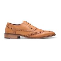 Sapatos Brogue Masculinos com Cadarço, Estilo Clássico, em Tons de Bege e Marrom, Estilo Vintage, Formal e Elegante.