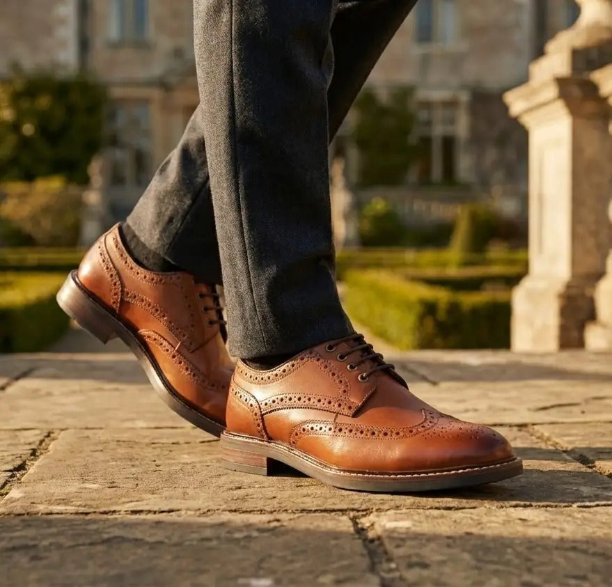 Stokes - Sapatos Oxford de couro marrom-claro com amarração e bico brogue