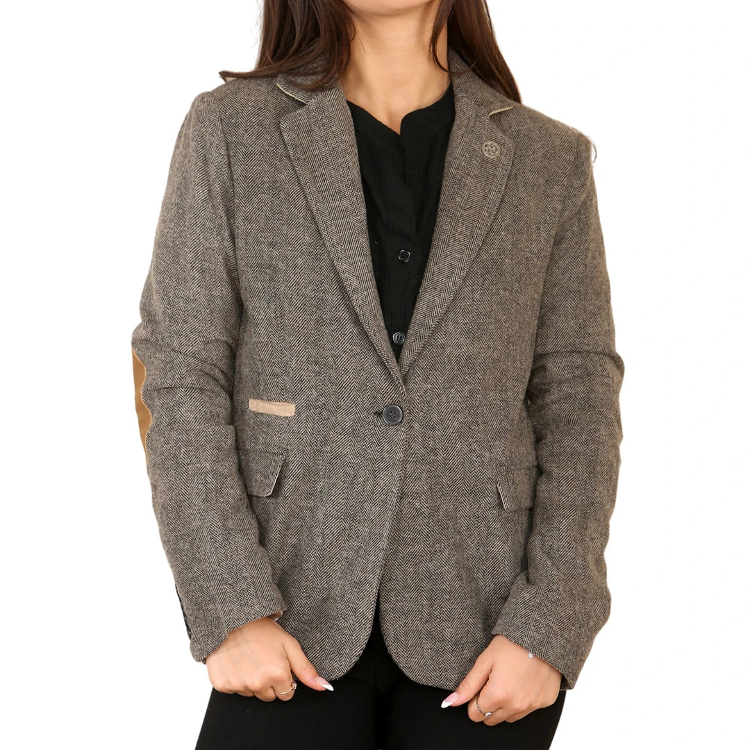 Blazer feminino clássico em tweed espinha de peixe na cor marrom carvalho.