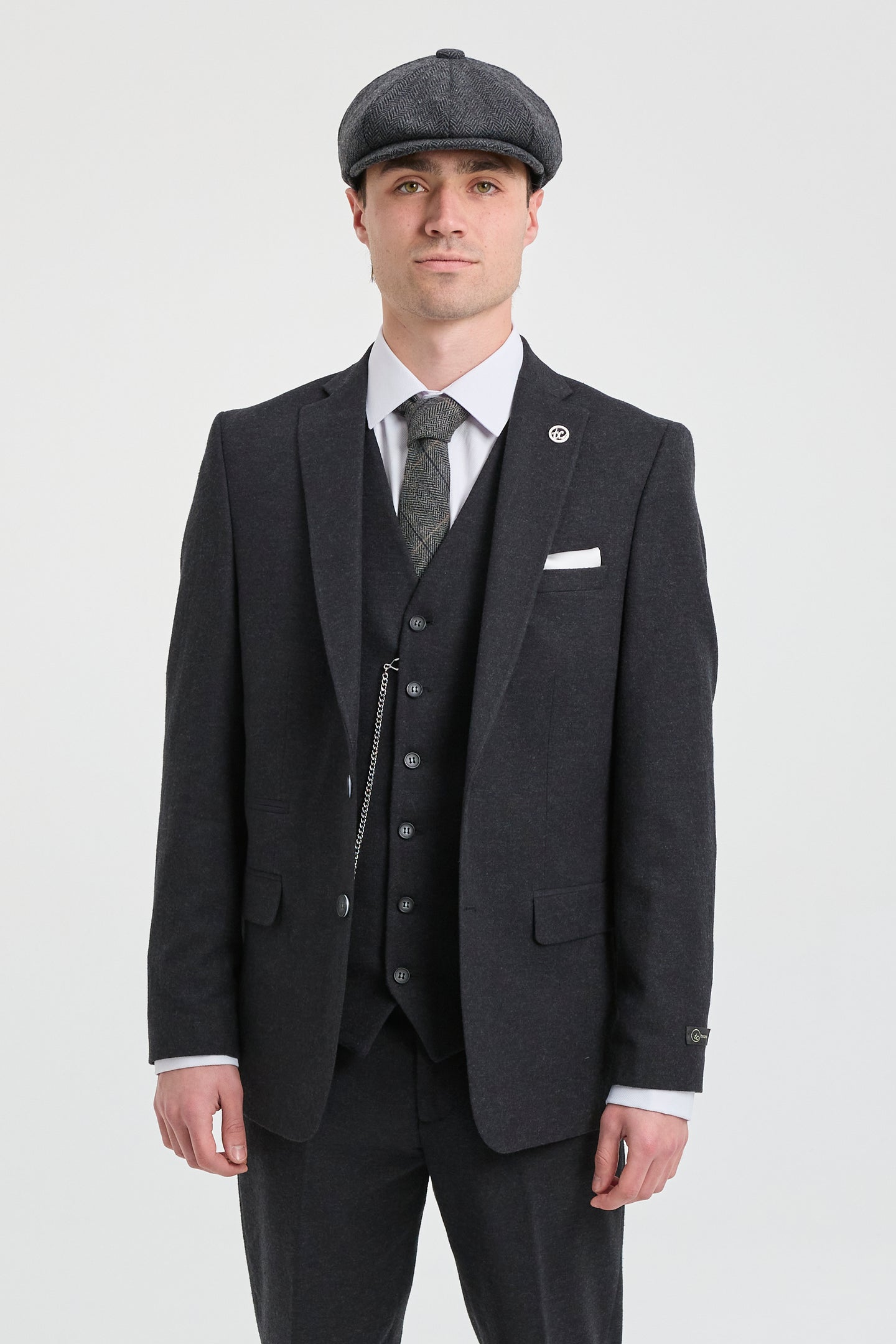 Terno masculino preto vintage dos anos 1920