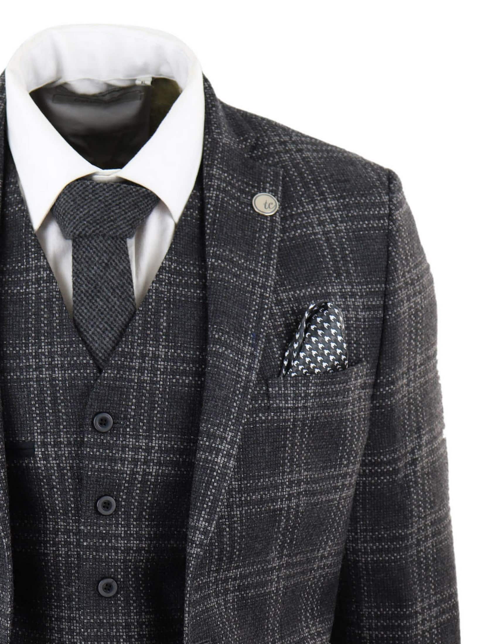 Terno masculino de 3 peças em tweed xadrez cinza-carvão