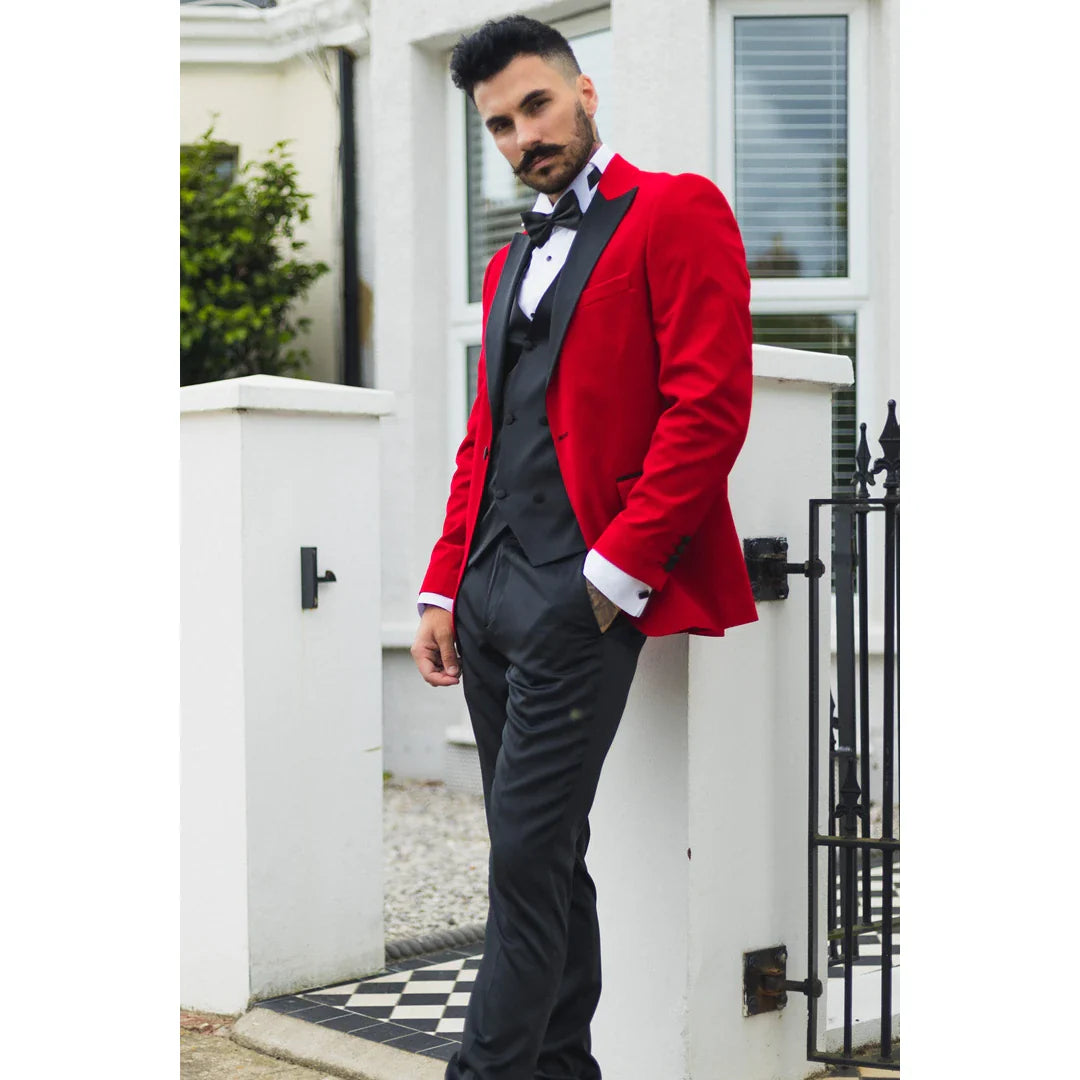 Smoking masculino vermelho de veludo com lapelas de cetim para jantar, casamento, formatura e traje de gala.