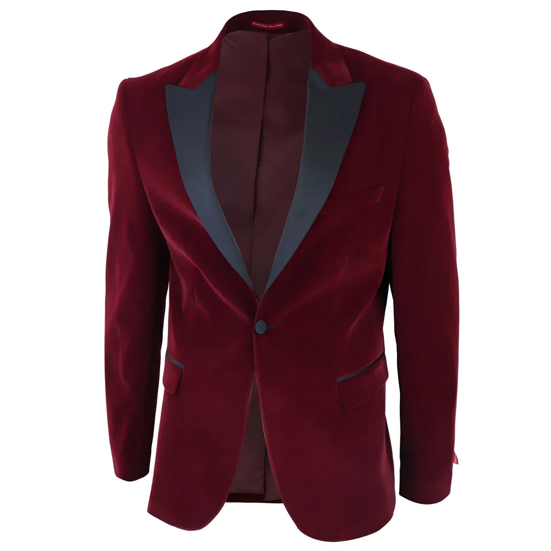 Smoking masculino em veludo vinho com lapelas de cetim para jantar, casamento, formatura e traje de gala.