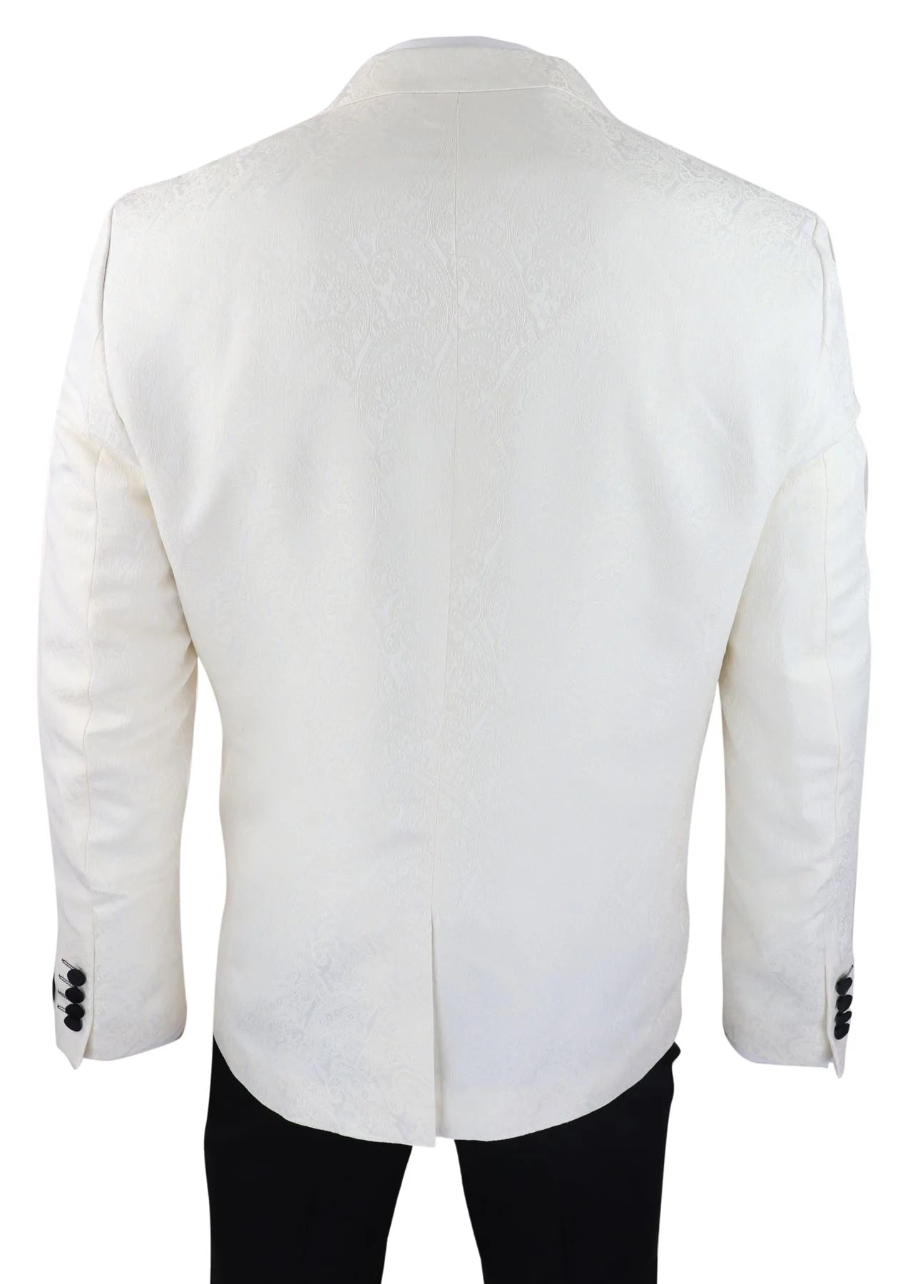 Smoking masculino com blazer e colete em brocado com estampa paisley, nas cores marfim e preto.