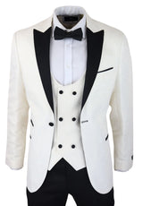 Smoking masculino com blazer e colete em brocado com estampa paisley, nas cores marfim e preto.