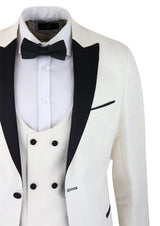 Smoking masculino com blazer e colete em brocado com estampa paisley, nas cores marfim e preto.