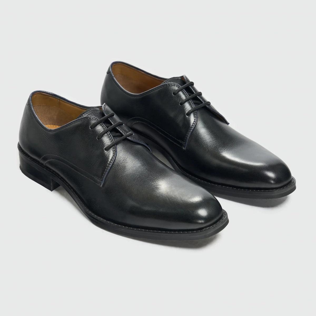 Taylor - Sapatos Derby Clássicos Masculinos de Couro Preto com Cadarço