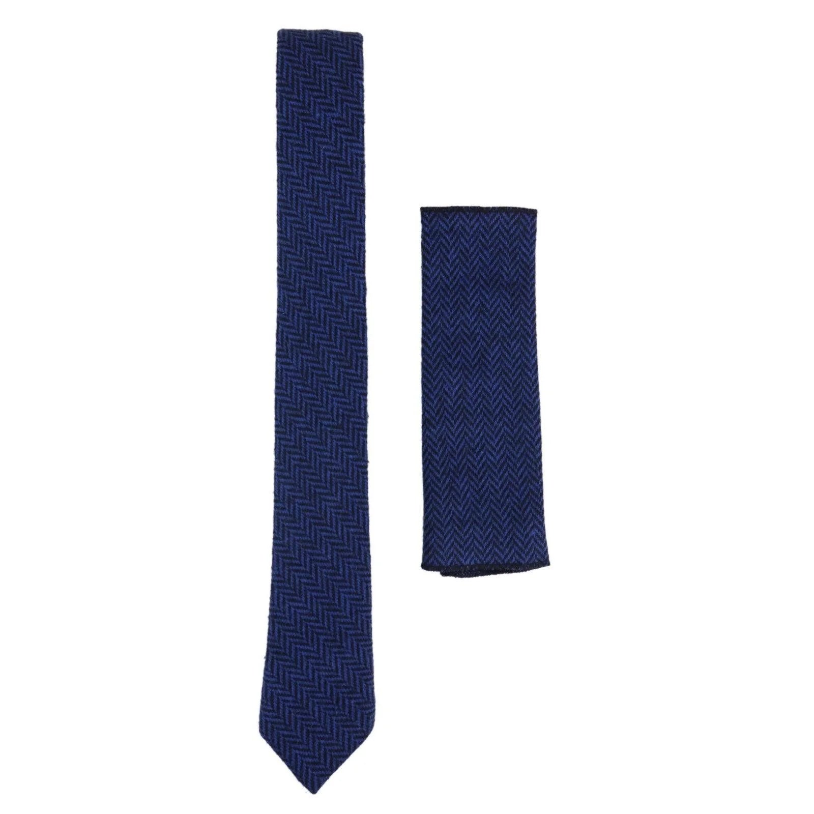 Gravata e lenço de bolso masculinos em tweed azul, estilo clássico britânico, em lã espinha de peixe.