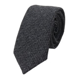 Gravata e lenço de bolso masculinos em tweed cor carvão, estilo clássico britânico, em lã espinha de peixe.