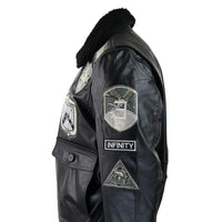 Jaqueta masculina Topgun Maverick preta e cinza, estilo aviador, com emblemas dos EUA e forro de pele preta.