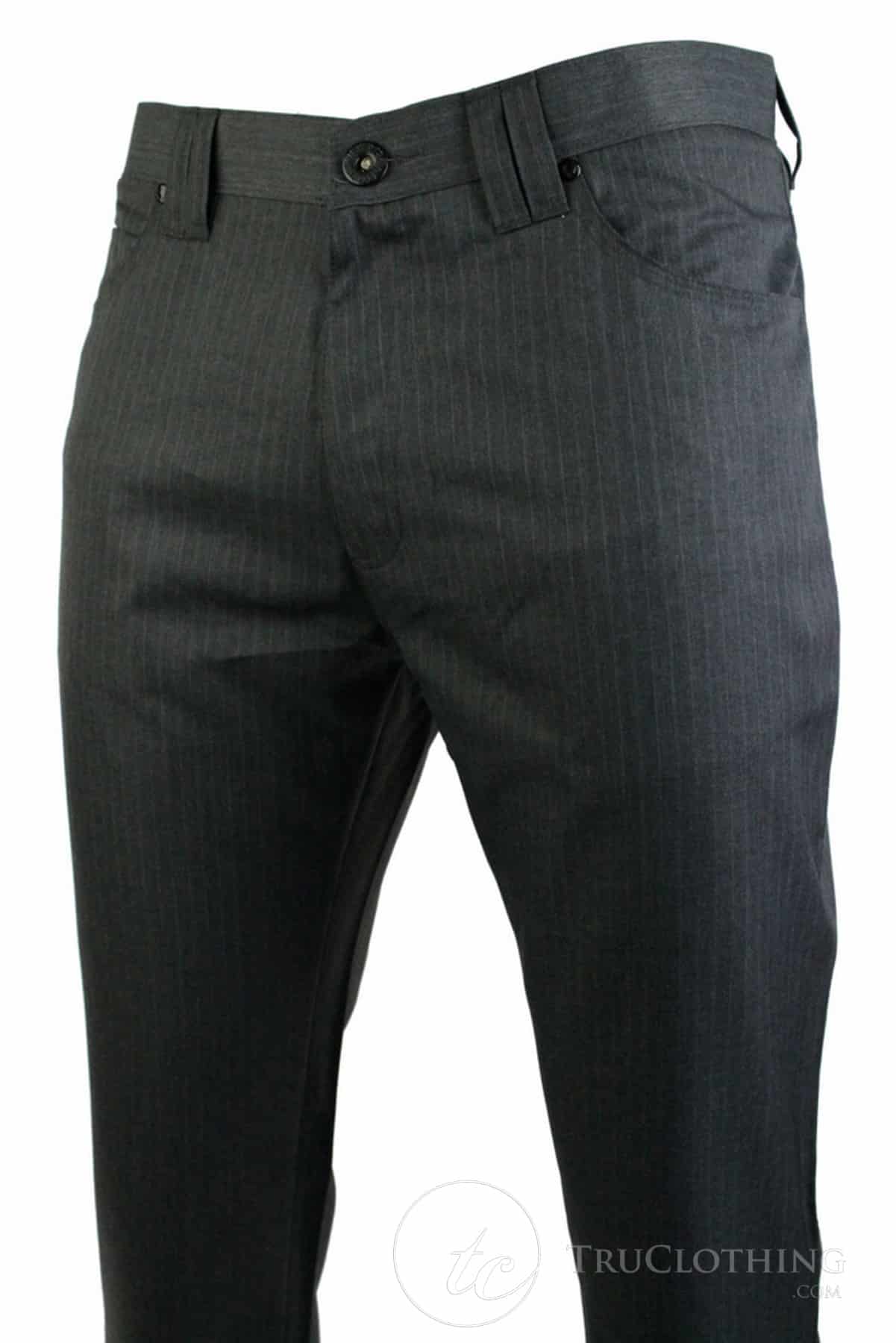 Calça masculina risca de giz, corte reto, elegante e casual, cinza, comprimento curto ou regular, para o trabalho de escritório.