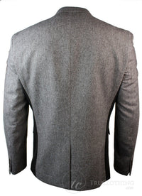 Blazer masculino vintage slim fit em tweed espinha de peixe marrom claro, elegante e casual.