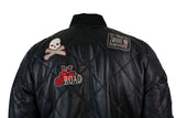 Jaqueta masculina de couro legítimo acolchoada estilo universitário, estilo bomber, com distintivo.